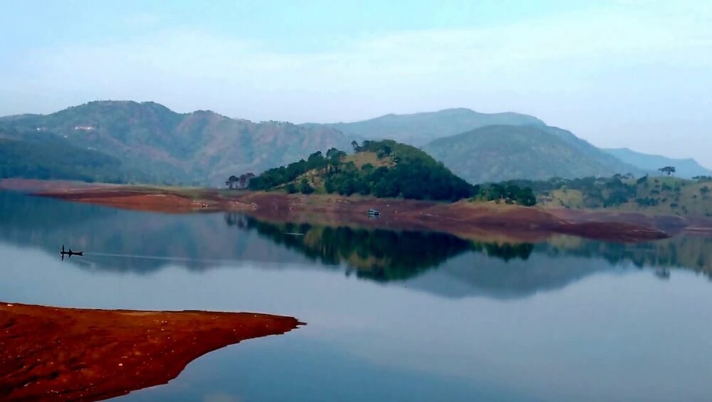 Umiam Lake in Shillong Tour Destinations - Car Rentals